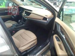 كاديلاك XT5